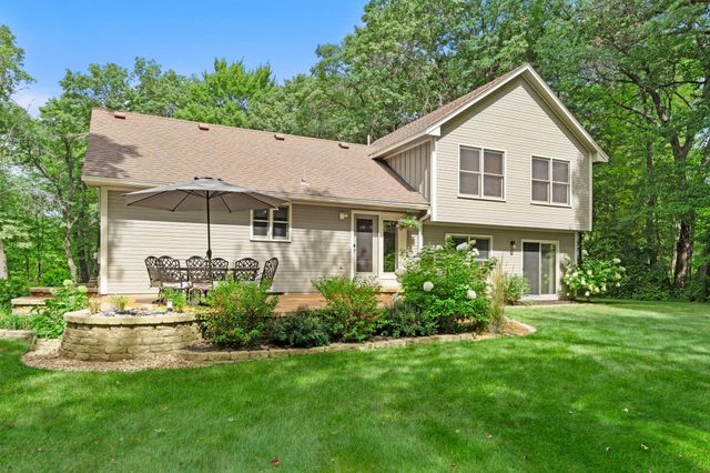 4556 224th Avenue NE, East Bethel, MN 55011