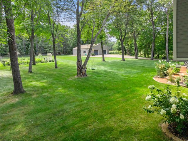 4556 224th Avenue NE, East Bethel, MN 55011