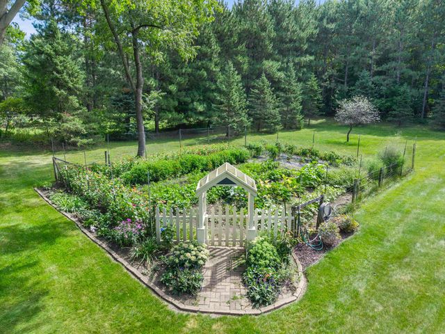 4556 224th Avenue NE, East Bethel, MN 55011