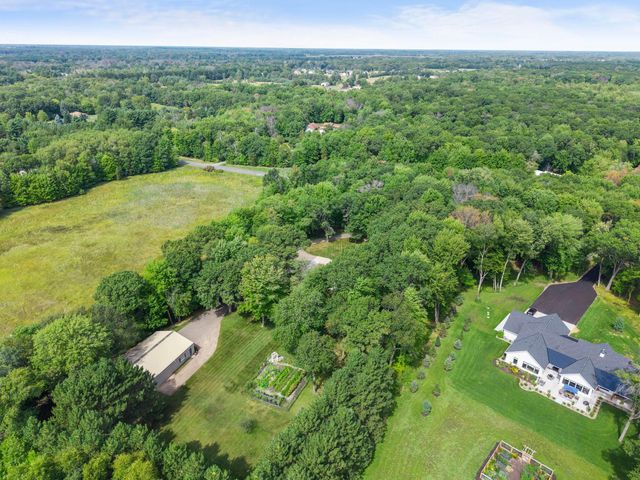 4556 224th Avenue NE, East Bethel, MN 55011
