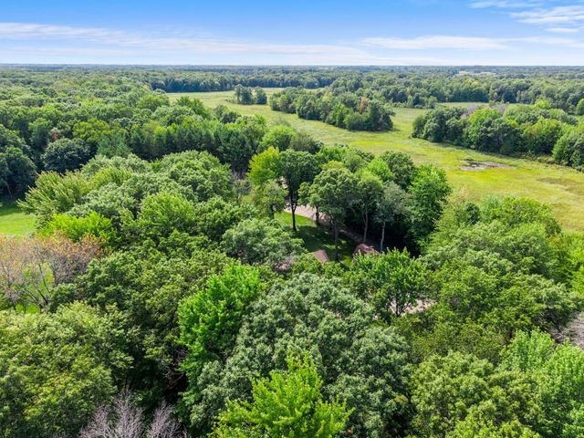 4556 224th Avenue NE, East Bethel, MN 55011