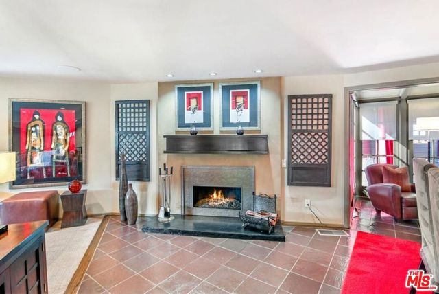 3200 Primera Avenue, Los Angeles, CA 90068