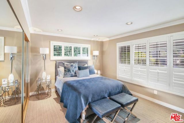 3200 Primera Avenue, Los Angeles, CA 90068