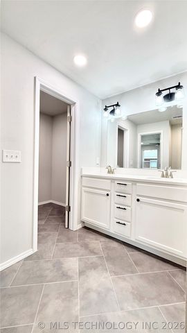 26 W Ash Place, Sperry, OK 74073