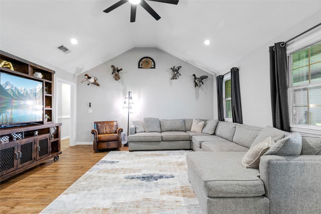 330 PR 281, Bonham, TX 75418