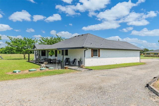 330 PR 281, Bonham, TX 75418