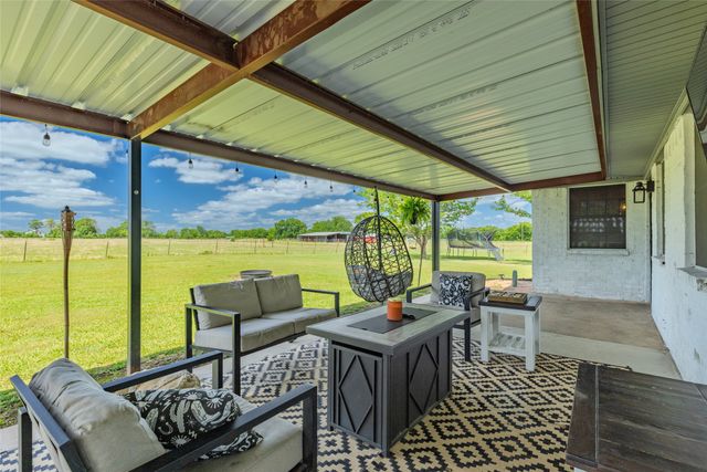 330 PR 281, Bonham, TX 75418