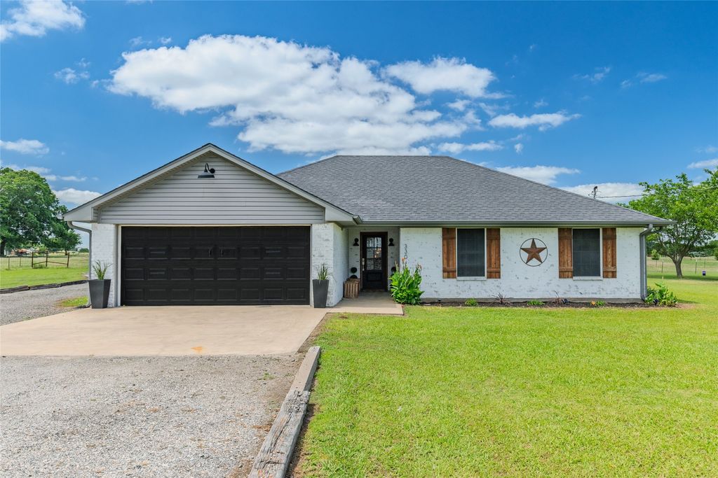 330 PR 281, Bonham, TX 75418