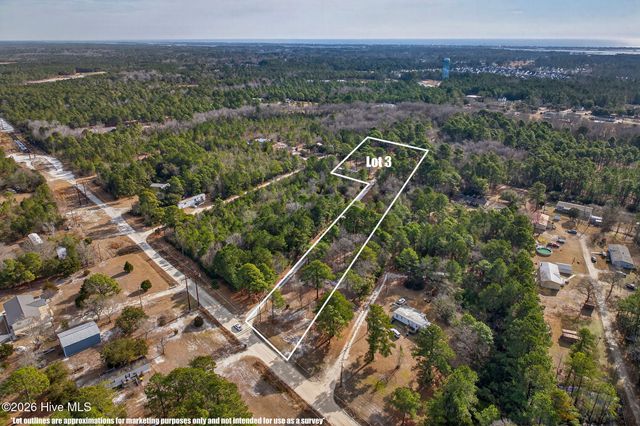 413-421 Buds Lane, Hampstead, NC 28443