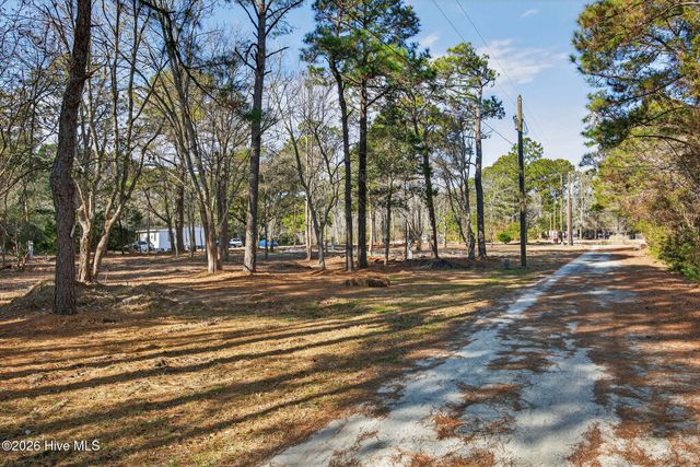 413-421 Buds Lane, Hampstead, NC 28443