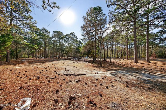 413-421 Buds Lane, Hampstead, NC 28443