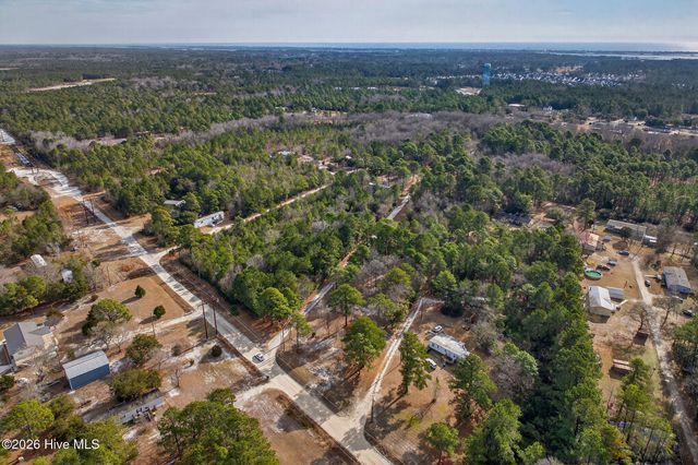 413-421 Buds Lane, Hampstead, NC 28443