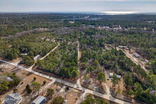 413-421 Buds Lane, Hampstead, NC 28443