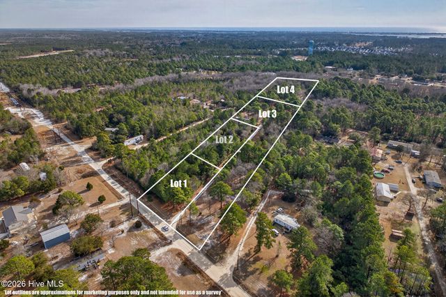 413-421 Buds Lane, Hampstead, NC 28443