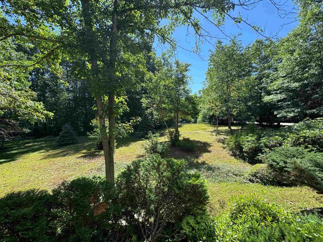 75 Meadow Drive, Hollis, NH 03049