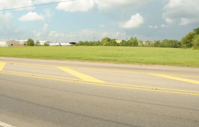 2316 Grand Caillou Road, Houma, LA 70363