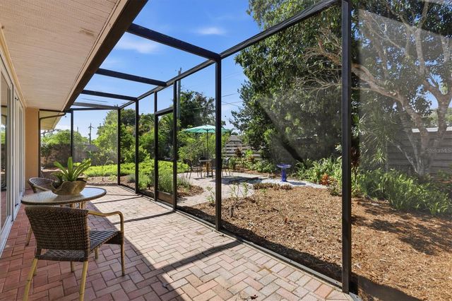 3504 BROOKLINE DRIVE, Sarasota, FL 34239