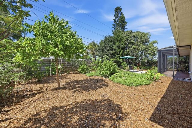 3504 BROOKLINE DRIVE, Sarasota, FL 34239