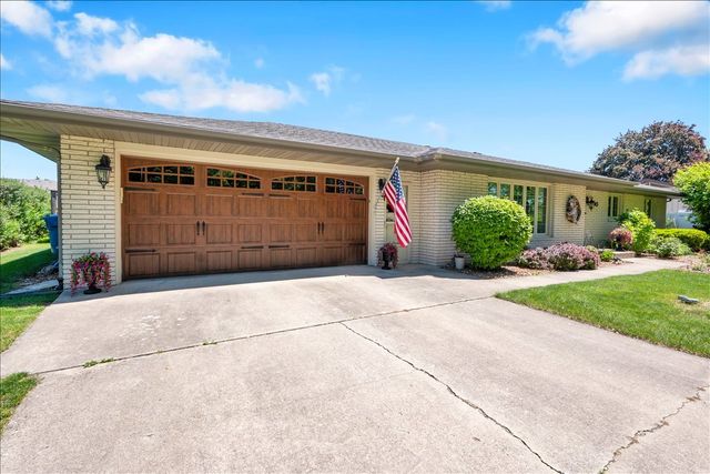 900 Murphy Drive, Joliet, IL 60435