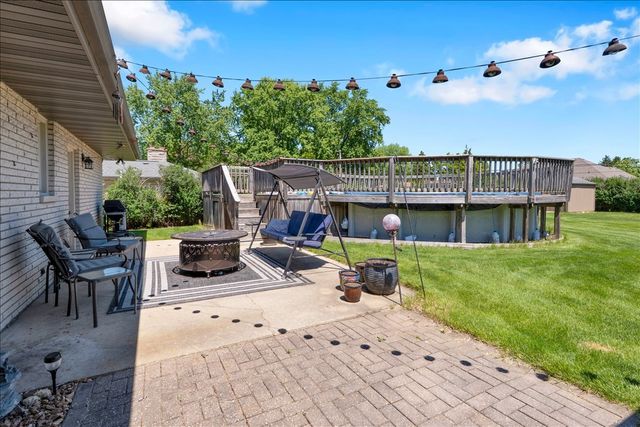 900 Murphy Drive, Joliet, IL 60435