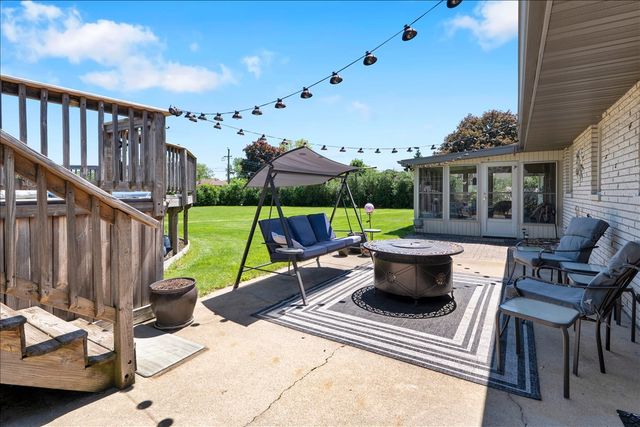 900 Murphy Drive, Joliet, IL 60435