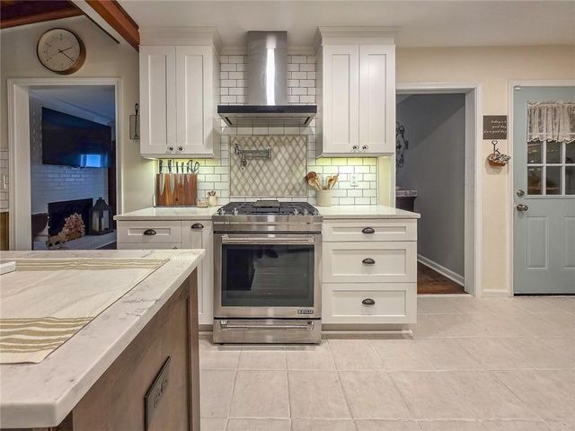 403 Old Rosser Road, Stone Mountain, GA 30087