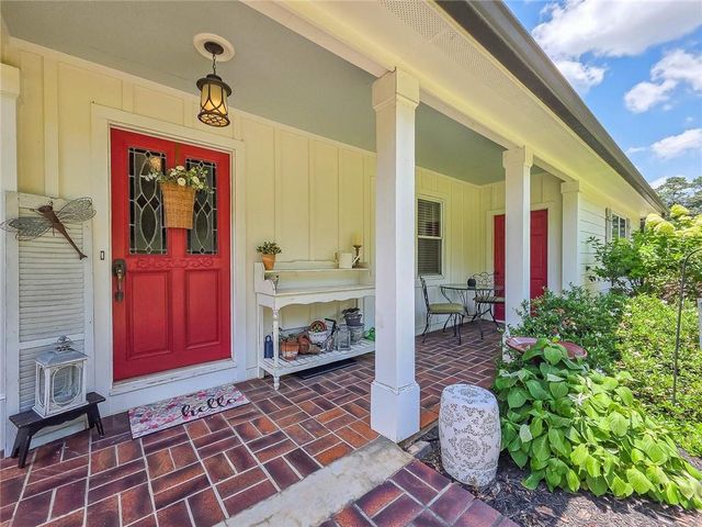 403 Old Rosser Road, Stone Mountain, GA 30087