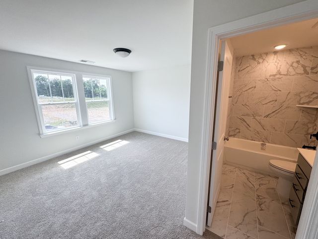 1933 Hildebrand Lane, Columbia, TN 38401