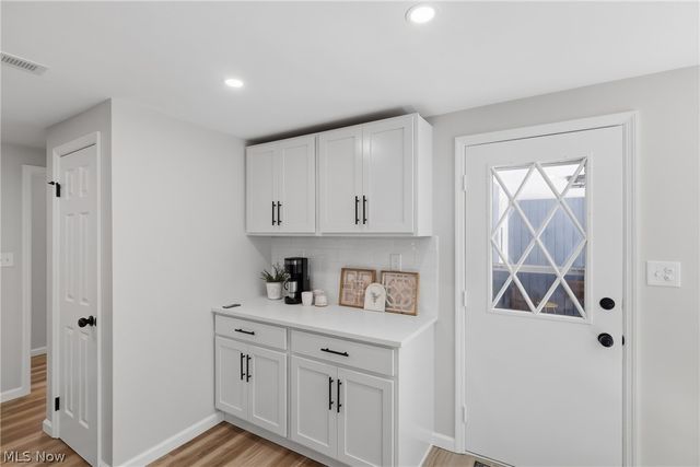 7090 Euclid Chardon Road, Kirtland, OH 44094