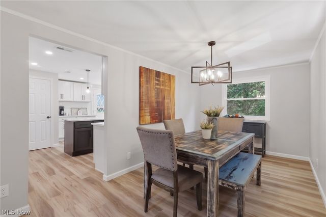 7090 Euclid Chardon Road, Kirtland, OH 44094