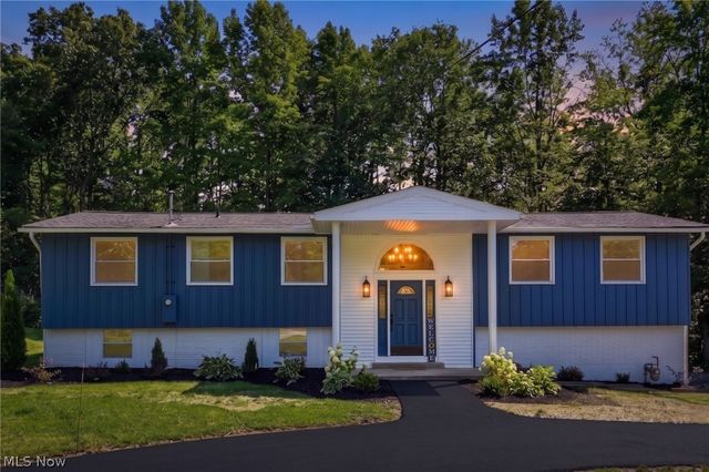 7090 Euclid Chardon Road, Kirtland, OH 44094
