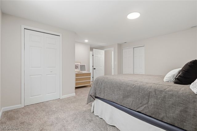 7090 Euclid Chardon Road, Kirtland, OH 44094