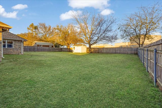 113 Ginger Drive, Pottsboro, TX 75076