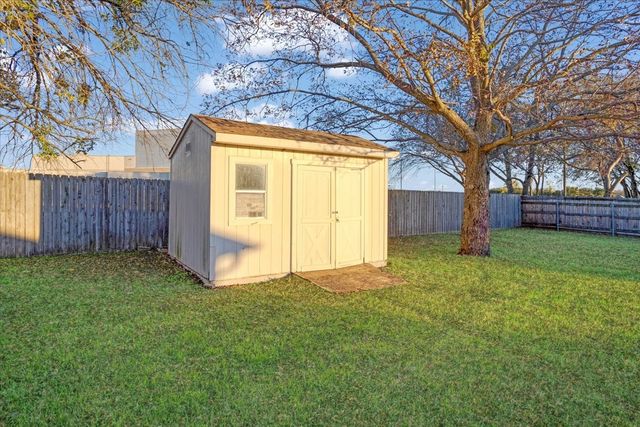 113 Ginger Drive, Pottsboro, TX 75076