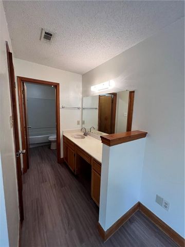 103 S Kaupo DR B, Bastrop, TX 78602