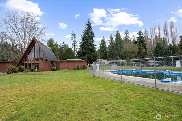 314 Dungeness Meadows, Sequim, WA 98382