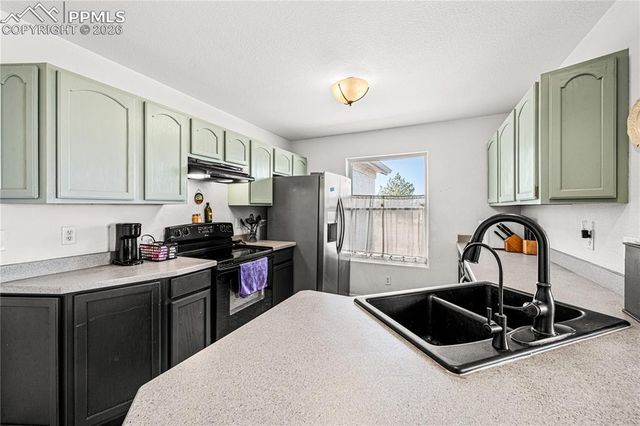 260 S Siesta Drive, Pueblo West, CO 81007