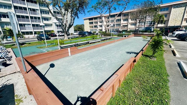 330 SE 2nd Street 202g, Hallandale Beach, FL 33009