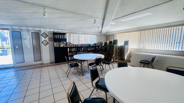 330 SE 2nd Street 202g, Hallandale Beach, FL 33009