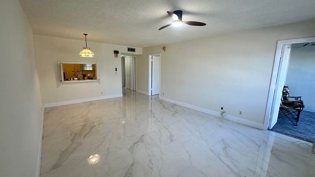 330 SE 2nd Street 202g, Hallandale Beach, FL 33009