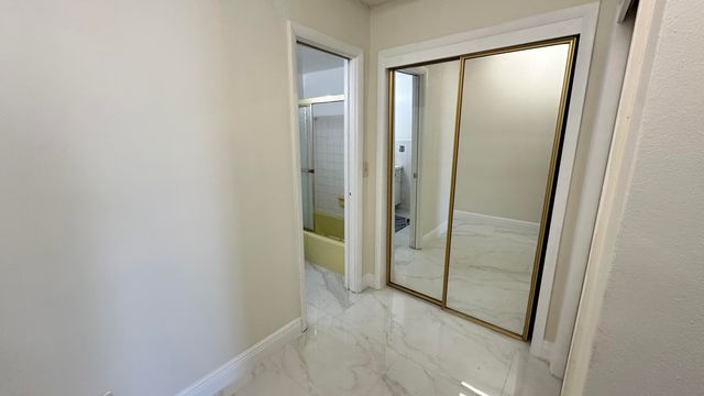 330 SE 2nd Street 202g, Hallandale Beach, FL 33009