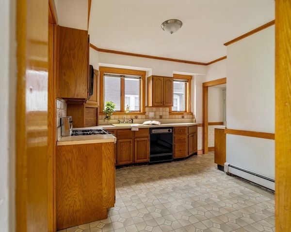 101 Tyndale St, Boston, MA 02131