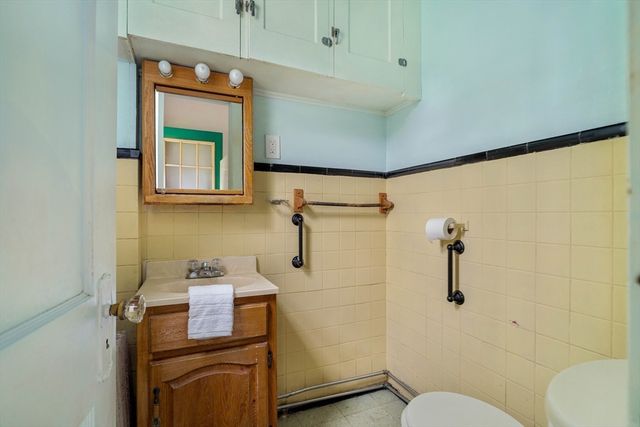 101 Tyndale St, Boston, MA 02131
