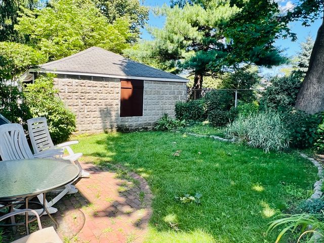 58 Hilton St 58, Arlington, MA 02474