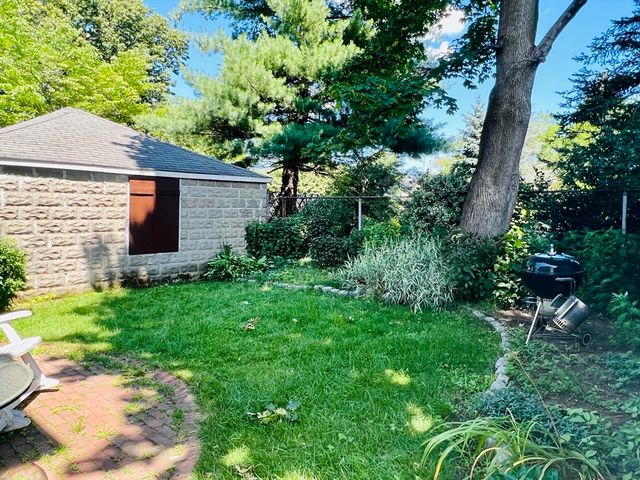 58 Hilton St 58, Arlington, MA 02474