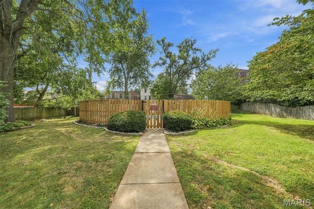 4468 McPherson Avenue 4A, St Louis, MO 63108