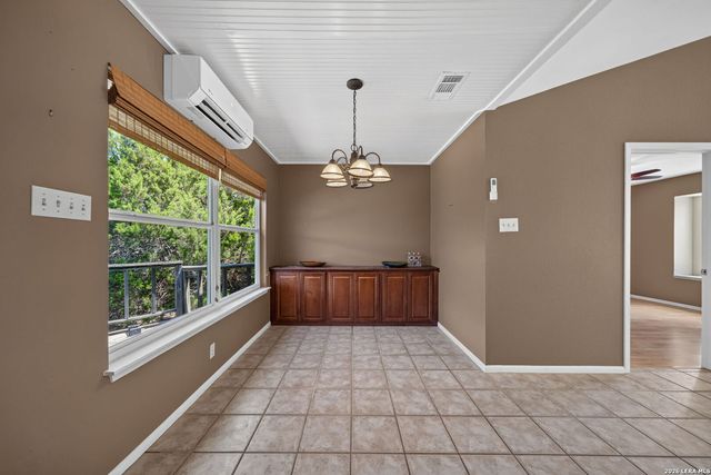 102 SPARROW HAWK TRL, Boerne, TX 78006