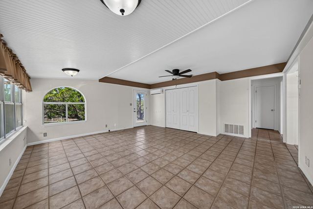 102 SPARROW HAWK TRL, Boerne, TX 78006