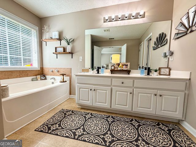 255 River Mist Circle, Jefferson, GA 30549