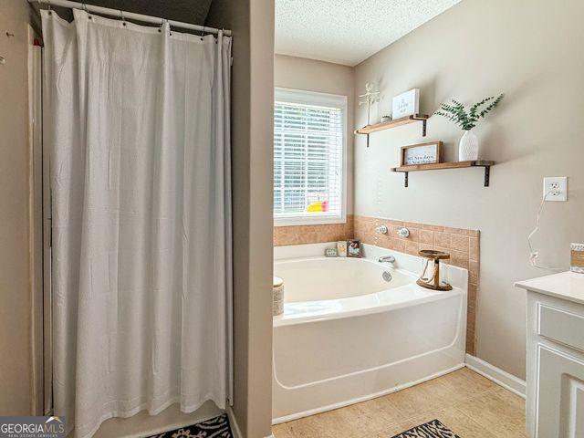 255 River Mist Circle, Jefferson, GA 30549